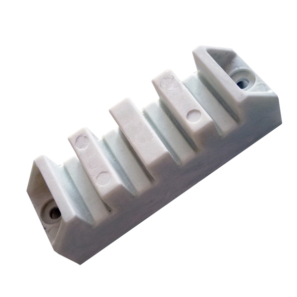 Busbar support insulators